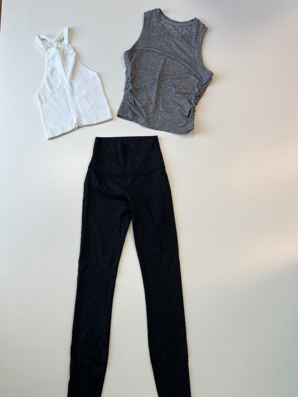 0083 lululemon/free people 3 piece set two tank tops size M/6 & Black leggings 4